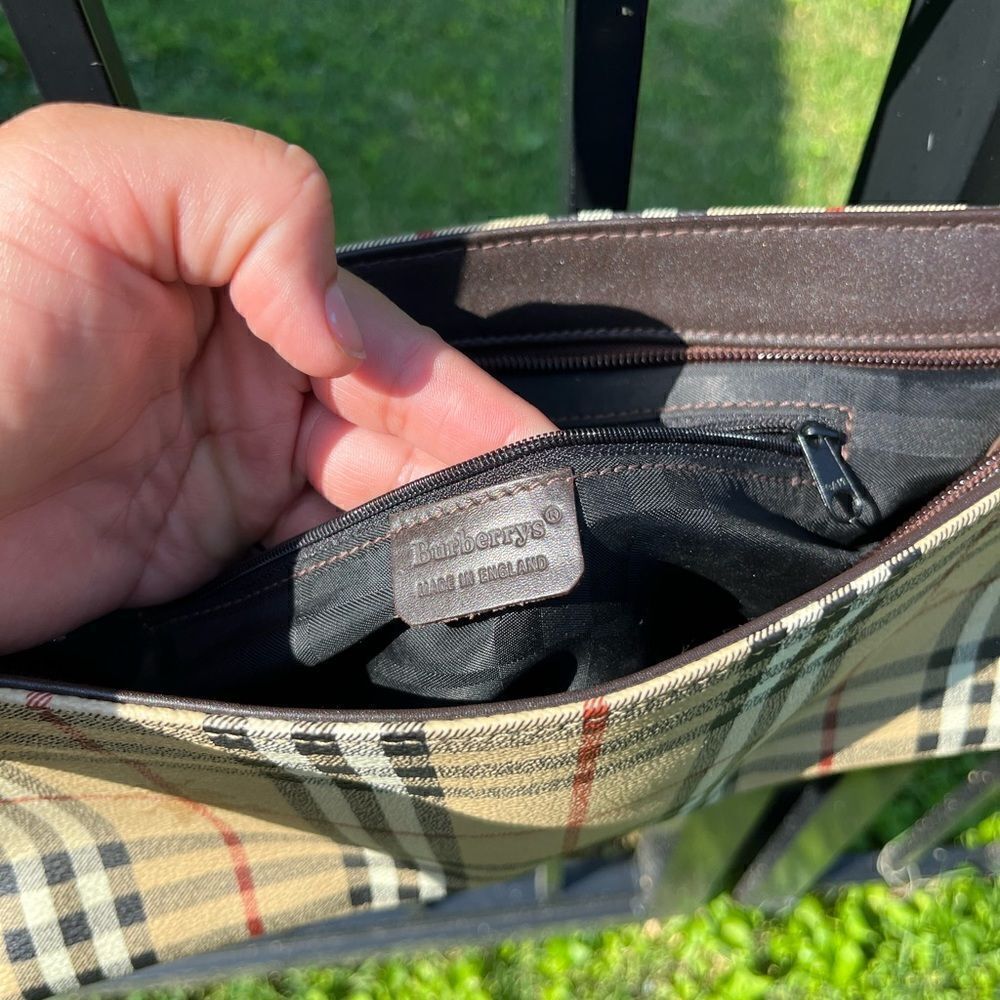 Burberry Signature Plaid Leather Shoulder Bag - Picture 2 of 6